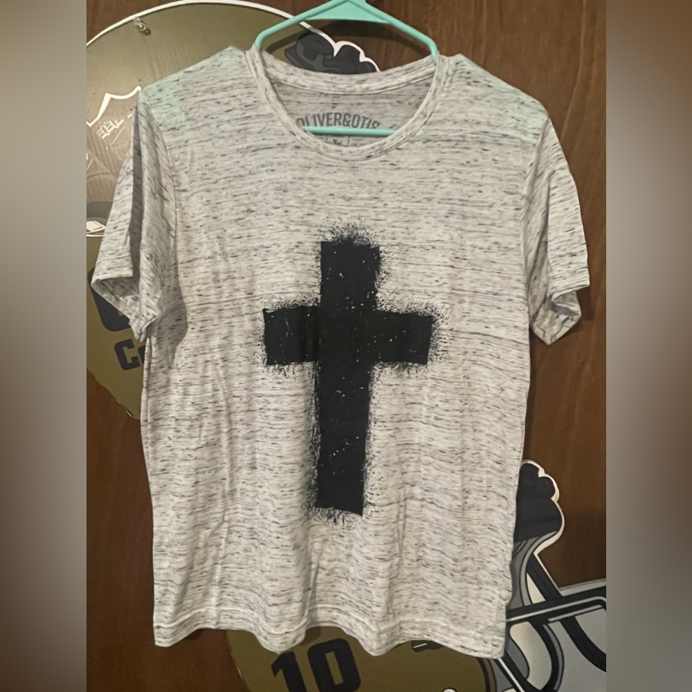 *Oliver&Otis Cross Tshirt- usually paired with a tank underneath